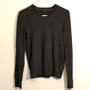 Banana Republic Merino Wool Gray V Neck Sweater